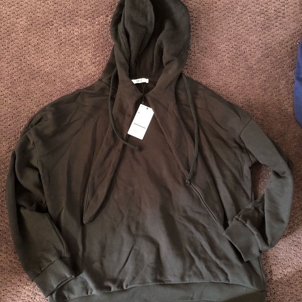 Women brand new mango hoodie size medium